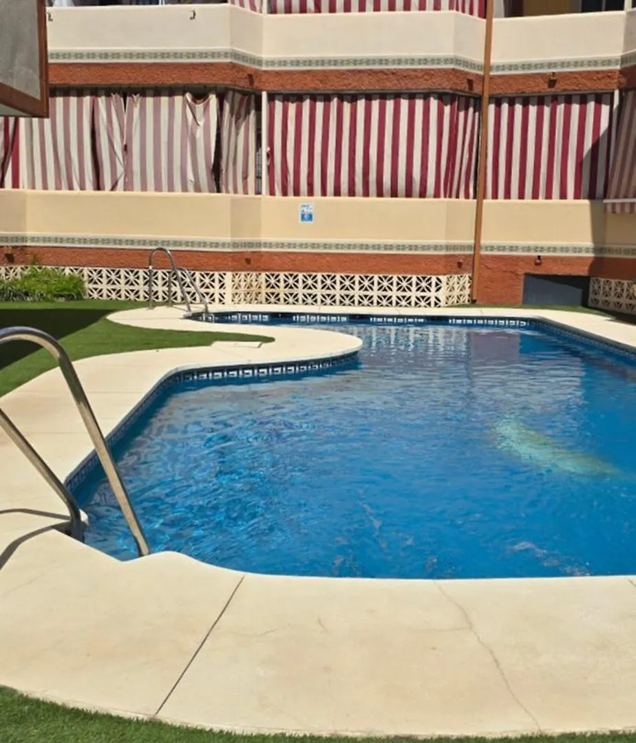 Apto Tanez Torremolinos, A Spain